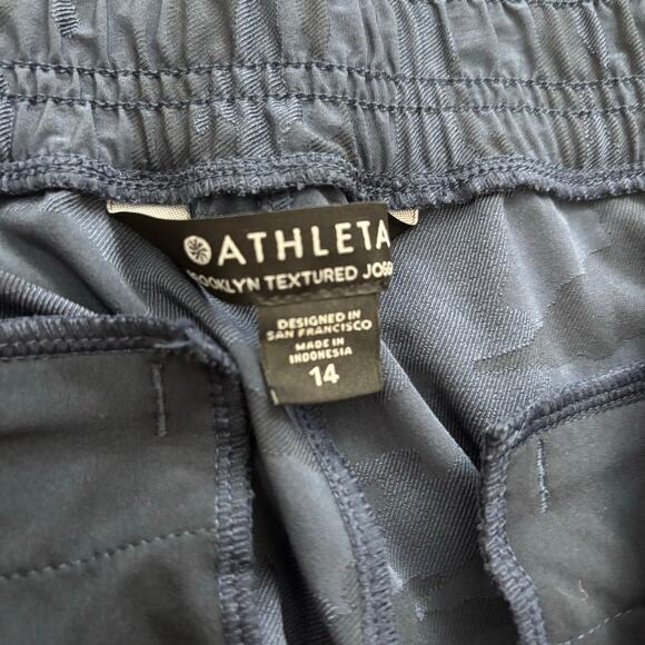 Athleta Brooklyn Textured Camo Joggers 14 Navy Camo Athletic Athleisure - Picture 10 of 10